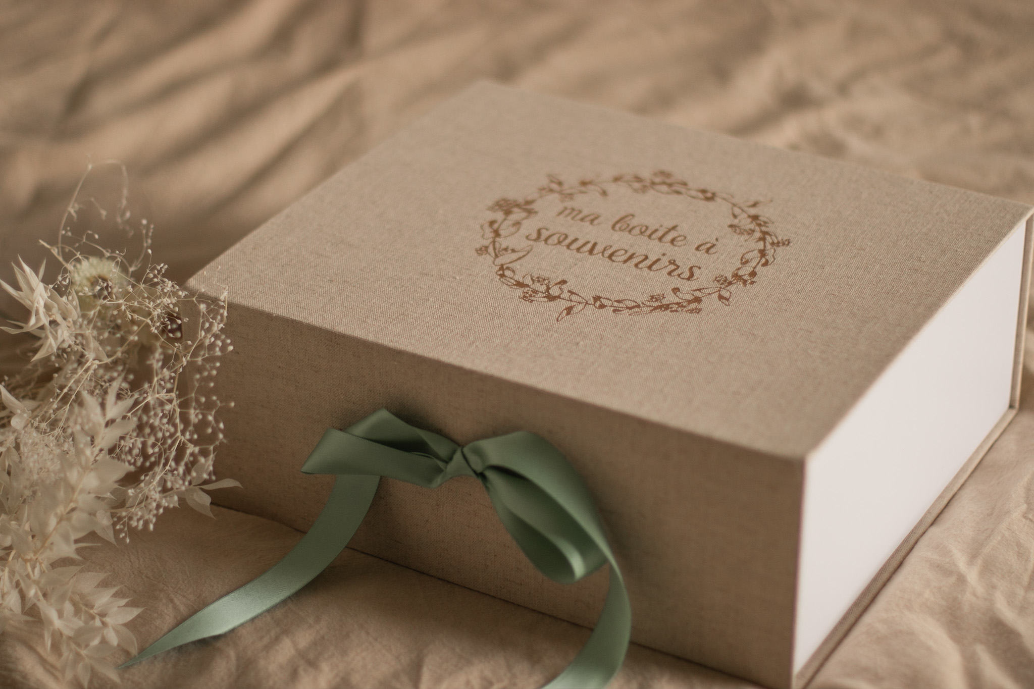 Romanee Lot de 3 boîtes cadeaux assorties réutilisables faciles à assembler  sans colle nécessaire Nœud en ruban et étiquette cadeau Nouvel An pour