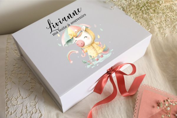 Boite souvenirs blanche personnalisée - Mignonne licorne